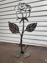 Load image into Gallery viewer, Single table top rose. Free stranding all one piece. 1/8&quot; thick steel
